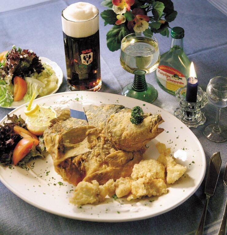 Landgasthof - Hotel Zum Stern Linden  외부 사진